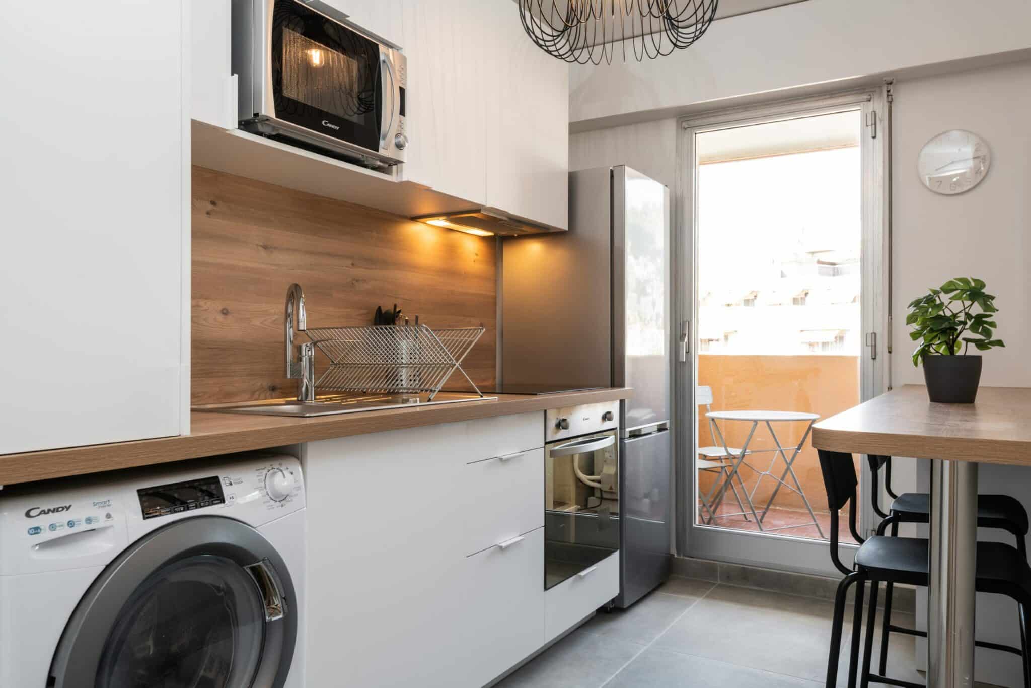 Cuisine : Investir pour louer - rénovation - Avant  