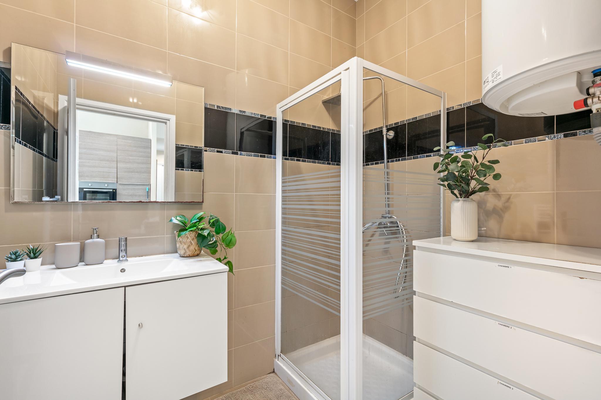 investissement locatif stratégie financière Nice Cannes Antibes